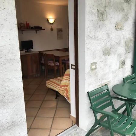Casa Del Sasso * كياسا إنْ فانمالينكو